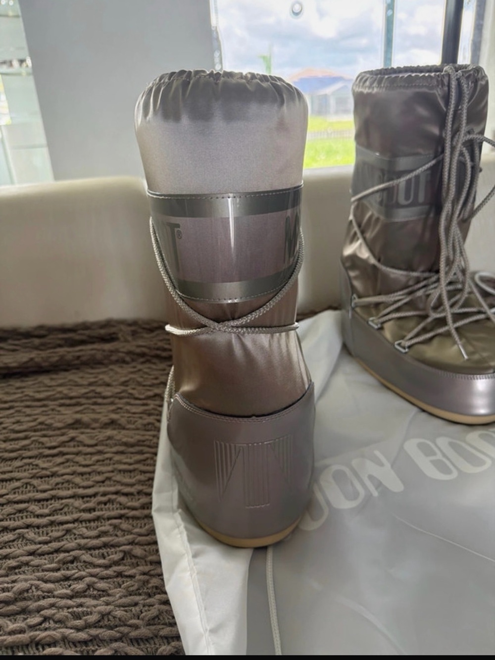 Moon Boot Metallic Grey Lace-Up Snow Boots - Picture 3 of 10